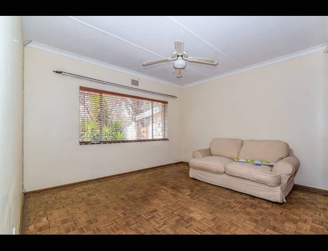3 BEDROOM FREESTANDING FOR SALE IN BLAIRGOWRIE